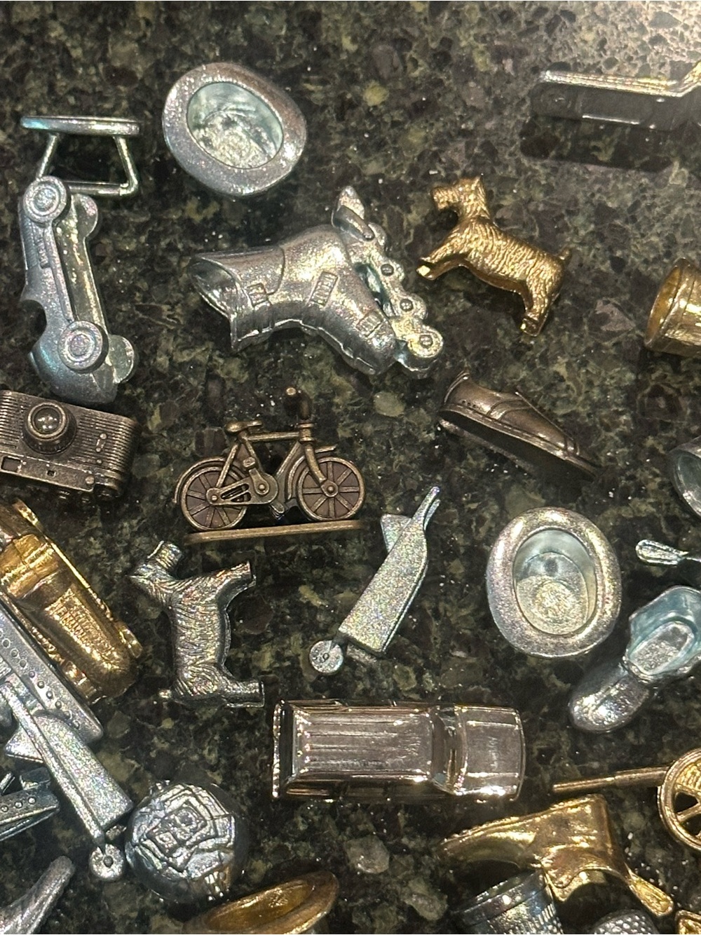 Monopoly game tokens pieces 49 stranger things hamburger car skateboard phone - Picture 3 of 14